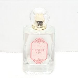 Strawberry Icing Eau de Parfum - Pink